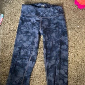 Athletes girl leggings